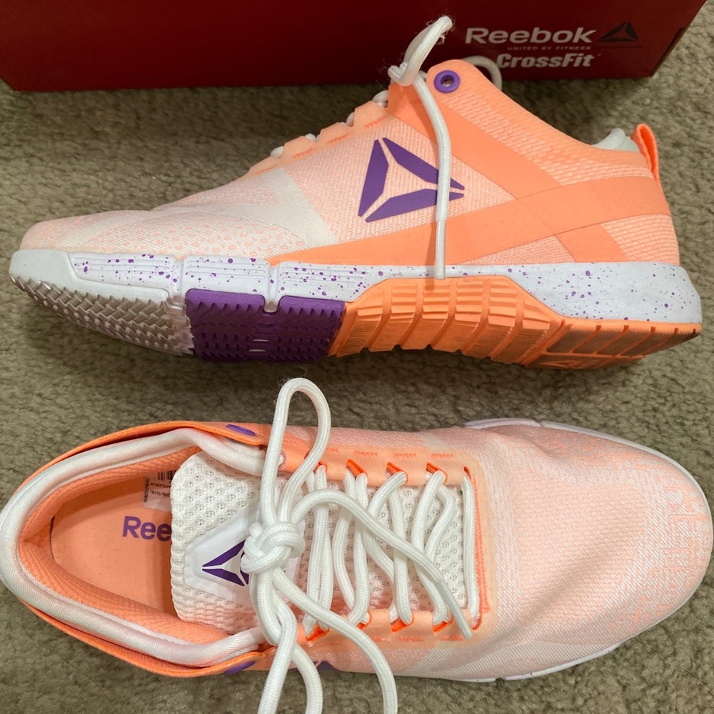 Athletic shoes
